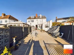 Photo 26- click for photo gallery